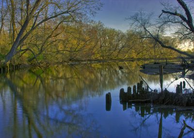 Dawn D & R Canal Inside Lock 1